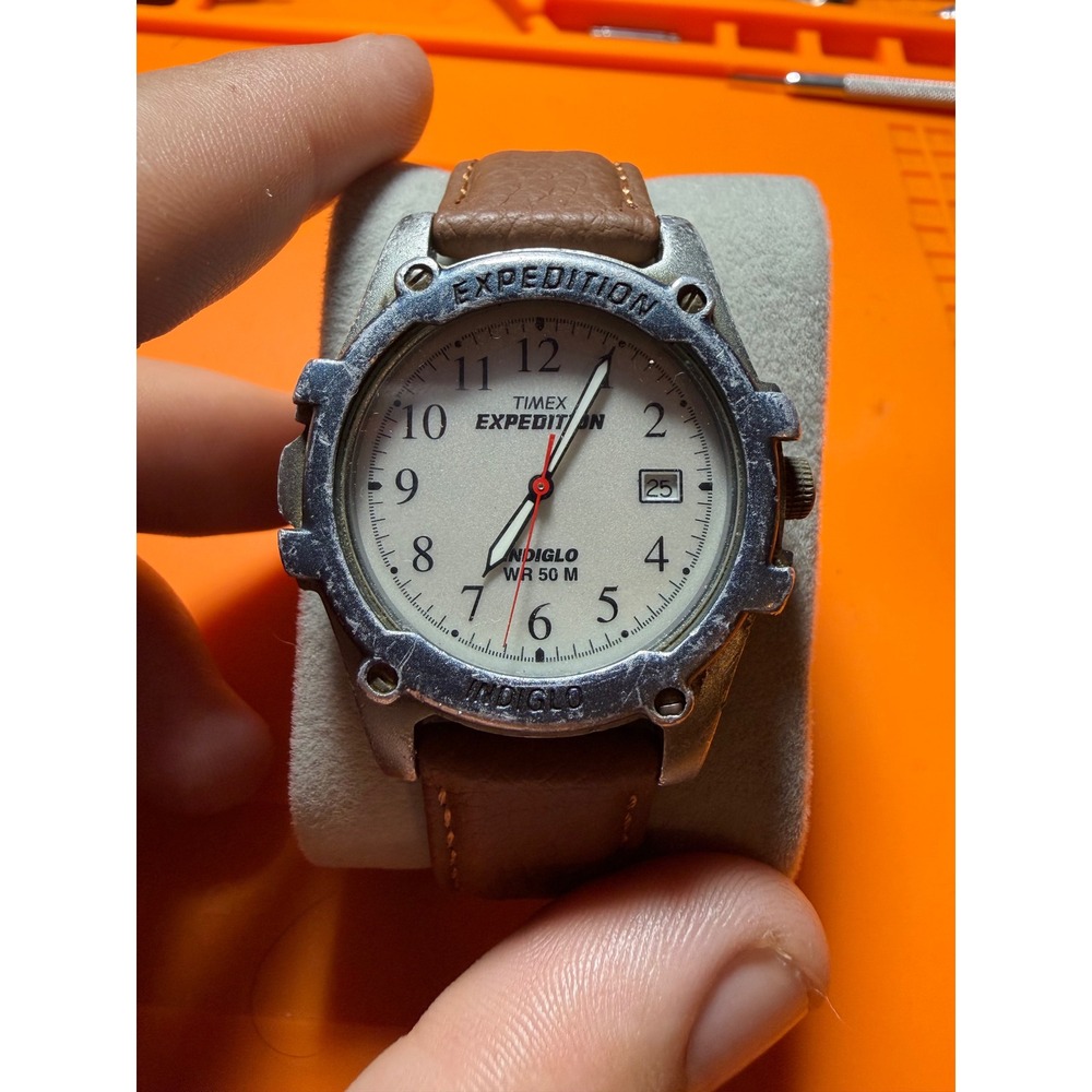 Timex Expedition Indiglo Mens Watch Brown Leather Strap White Dial 50M WR